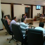 Santos convidou os vereadores a integrar grupo de trabalho