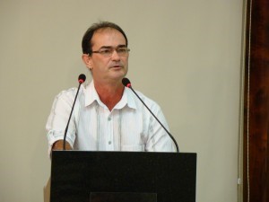 Vereador Vilmar Delagnolo defendeu os pedidos na última sessão