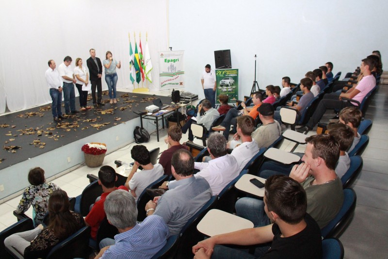 V Encontro municipal de jovens rurais 2015 072