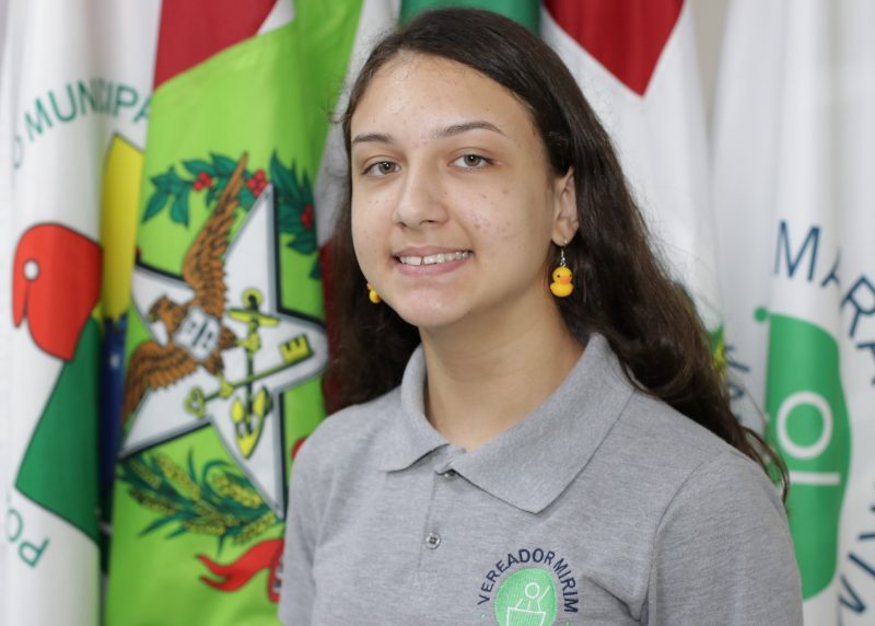 Bianca Ropelato (E.E.B. Euclides da Cunha)