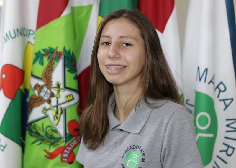 Vanessa Cristina Peixe (E.M.E.B. Santo Estêvão)