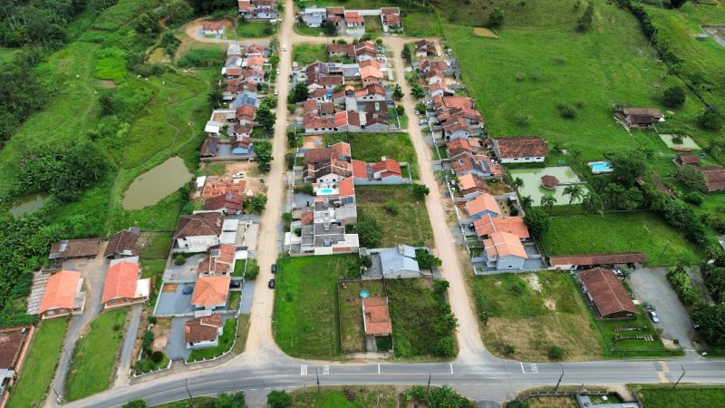 Ruas do bairro Rio da Luz sem pavimentação causam transtornos aos moradores. Crédito: Leonardo Koch
