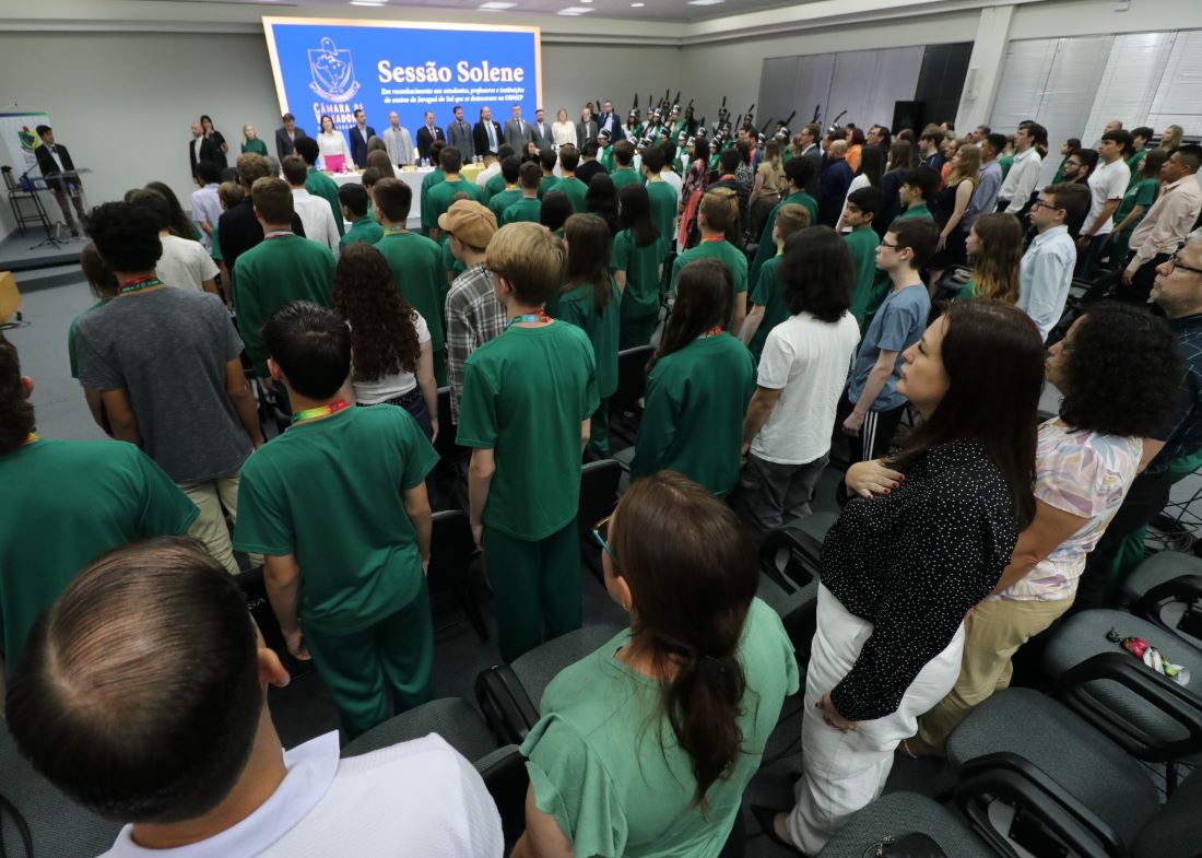 Câmara de Jaraguá do Sul homenageia estudantes e professores destaque na OBMEP