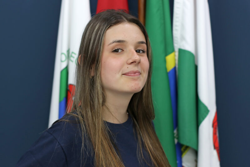 Amanda Jung Klein (E.M.E.B. Francisco de Paula)