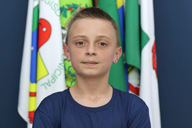 Henzo Gabriel Rux (E.E.B. João Romário Moreira)