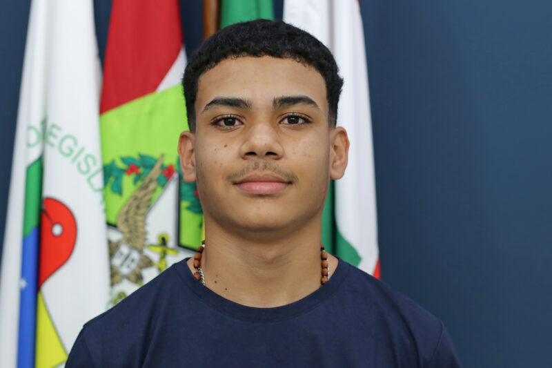 João Vitor da Silva Nunes Borges (E.M.E.B. Francisco de Paula)