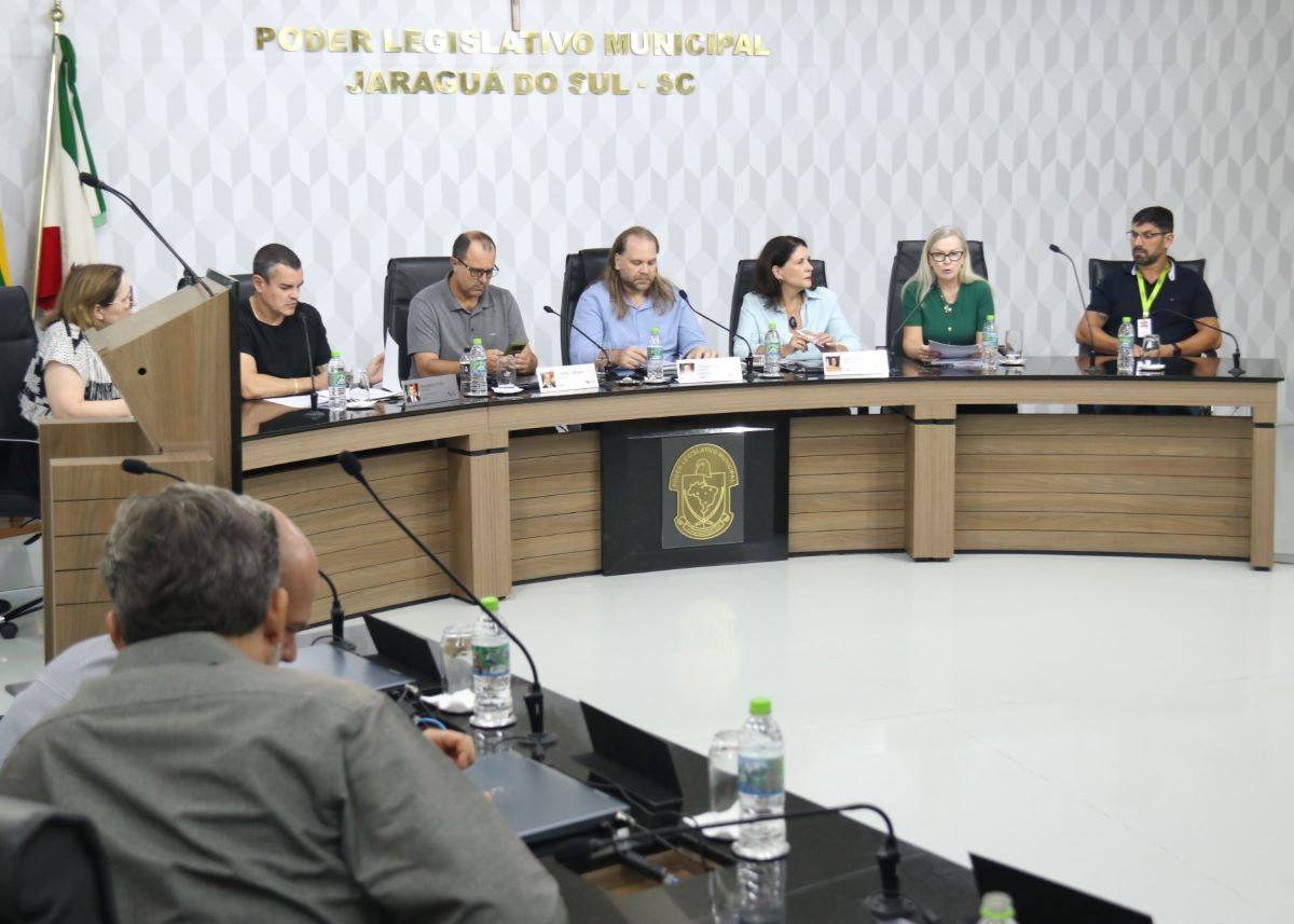 Câmara debate zoneamento escolar, crescimento da demanda e necessidade de mais vagas