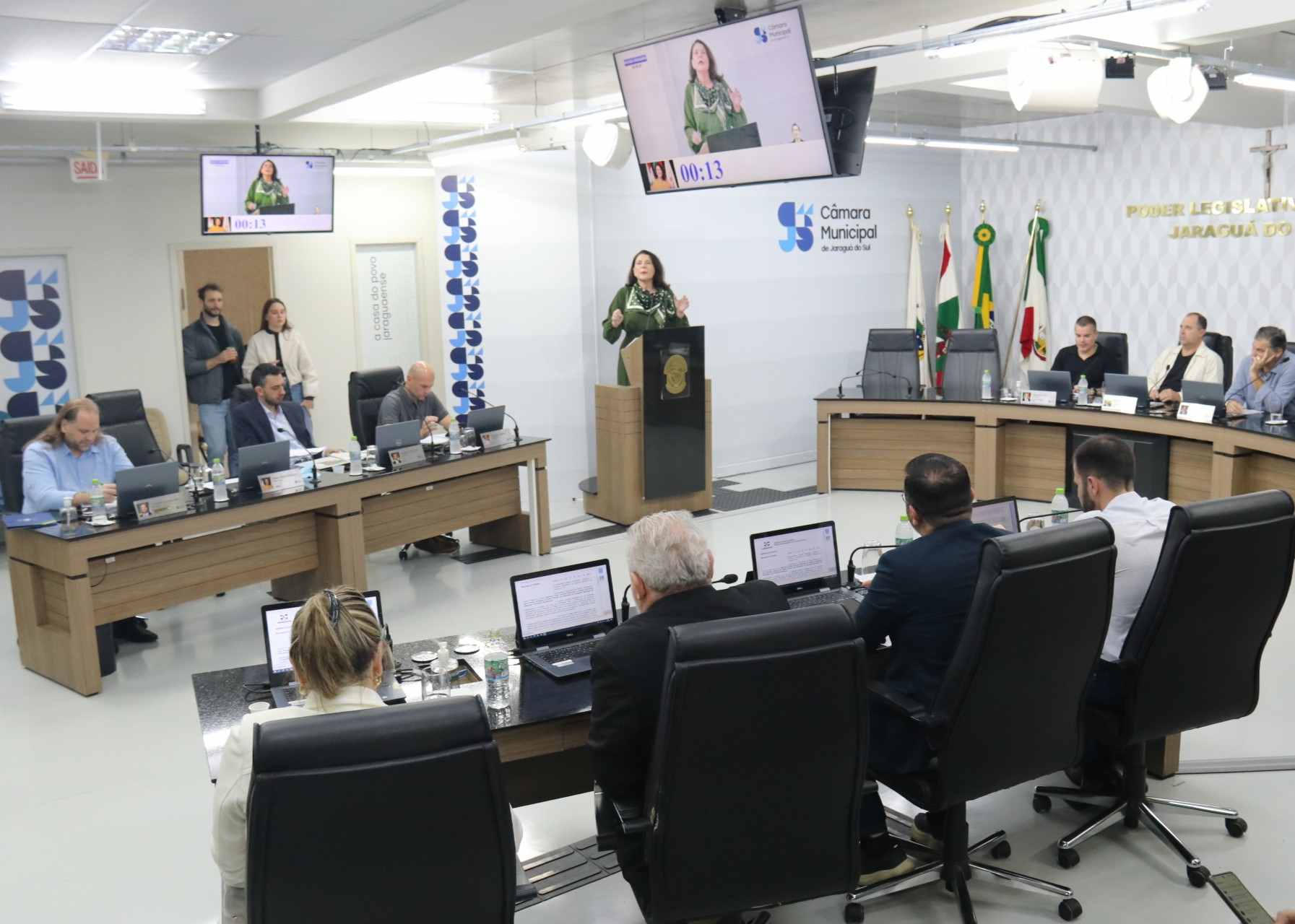 Projetos aprovados na sessão desta quarta-feira (26)
