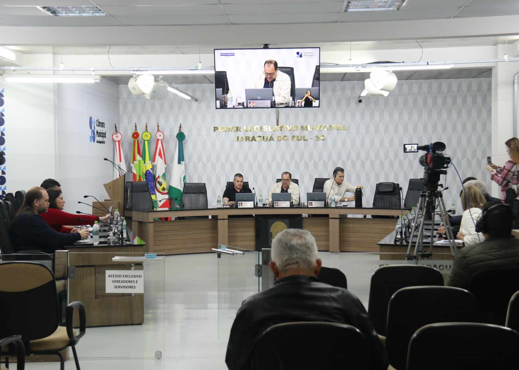 Câmara de Jaraguá aprova diretrizes para saúde mental