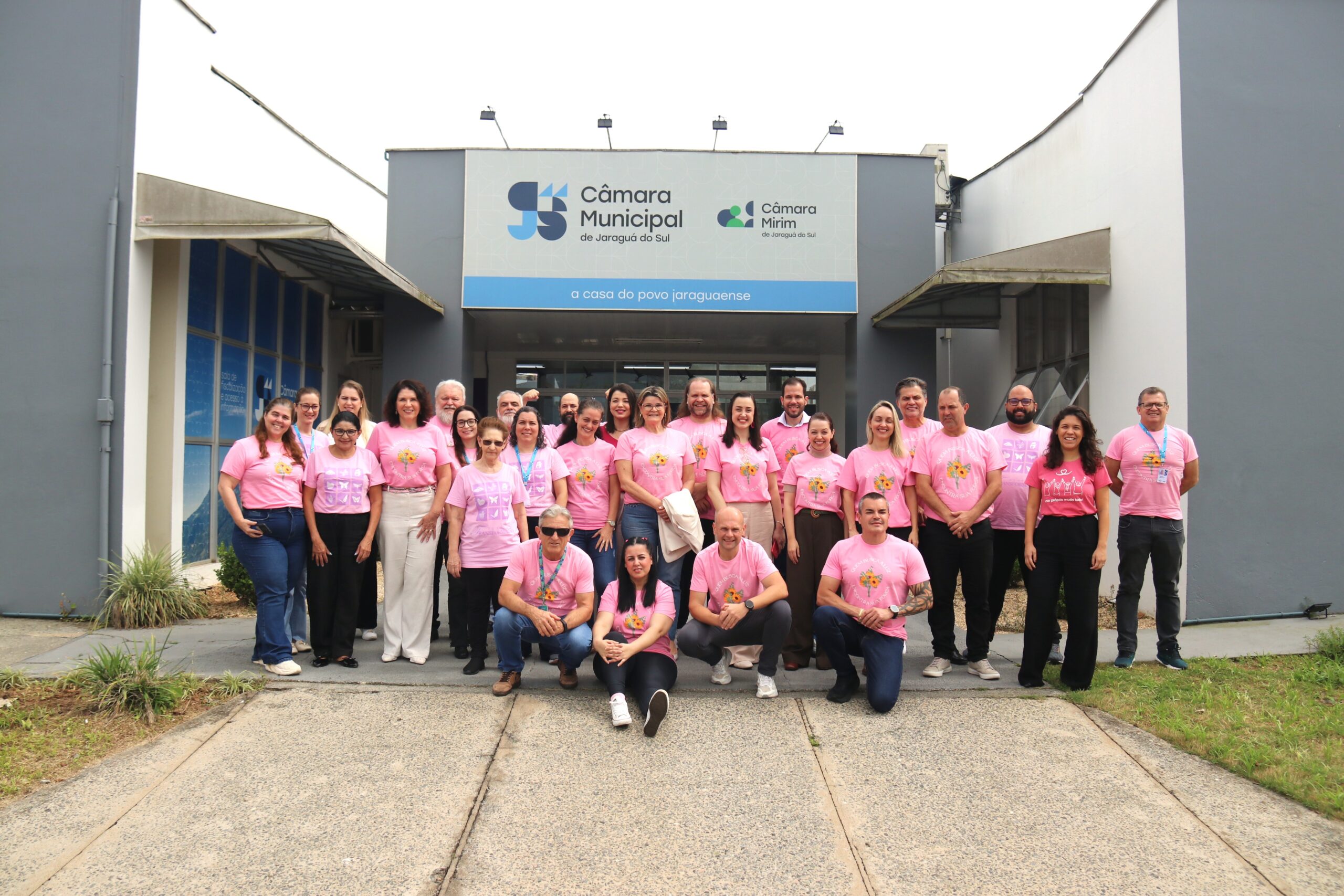 CÂMARA DE JARAGUÁ DO SUL VESTE ROSA PELA PREVENÇÃO